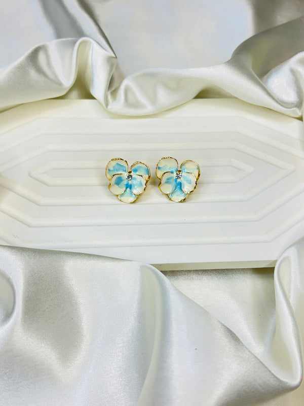 Petal Blue Earrings π