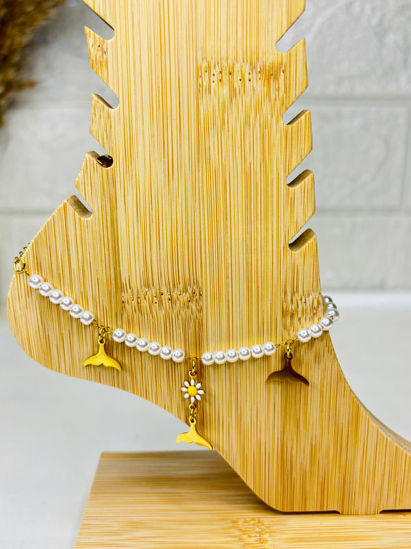 Daisy Pearl Anklet