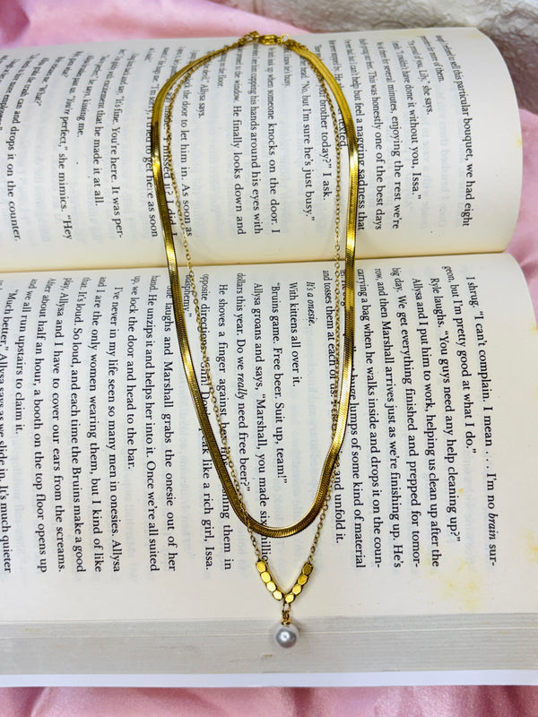 Celeste Pearl Necklace π€β¨