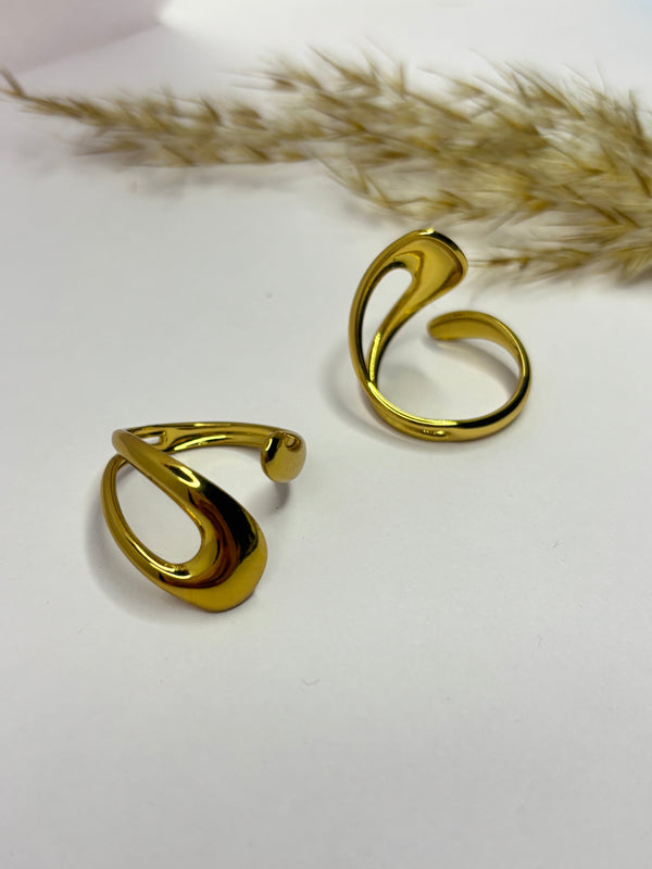 Wave Curve ring