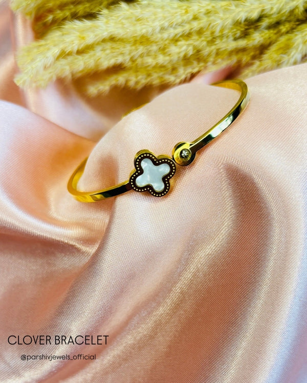 Clover Bracelet