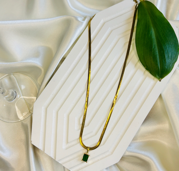 Green & Pink Regal emerald glow