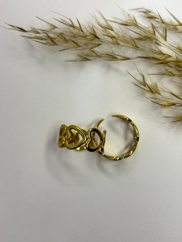 Double heart ring