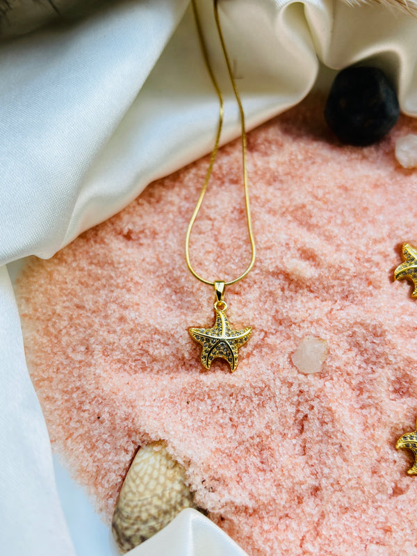 Starfish Pendant Necklace