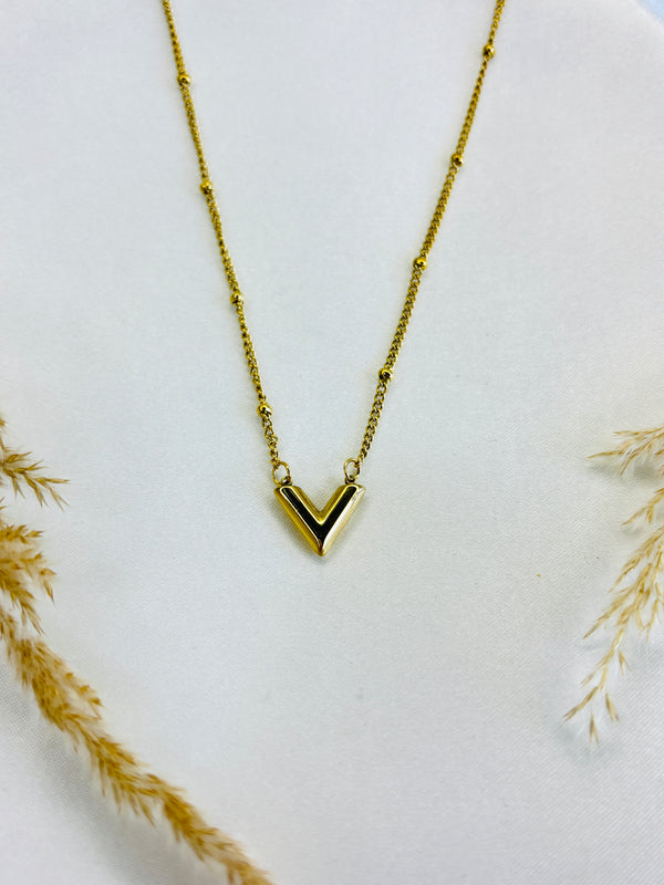 V pendant chain