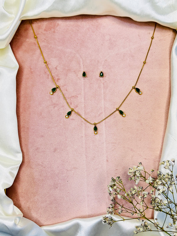 Royal Emerald Minimal Set