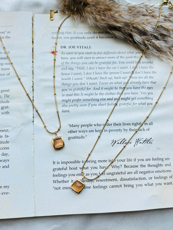Amber Glow Necklace ✨