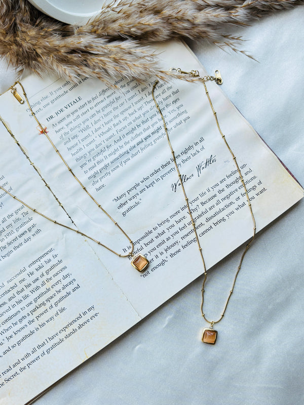 Amber Glow Necklace ✨